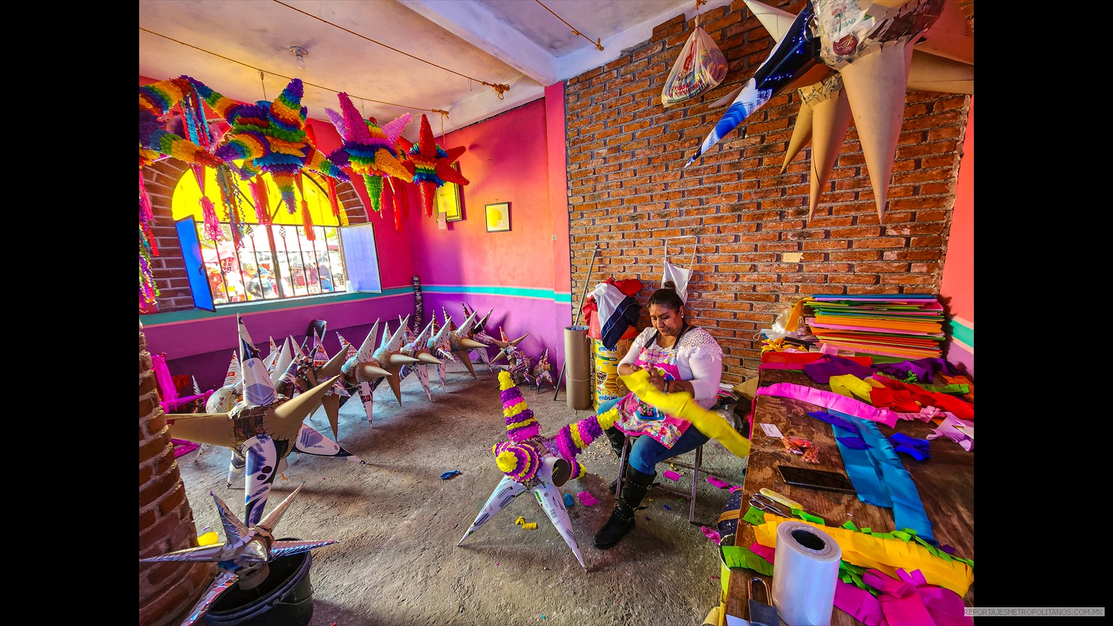 EL DE ROMANITA, LA REINA DE LA PINATAS