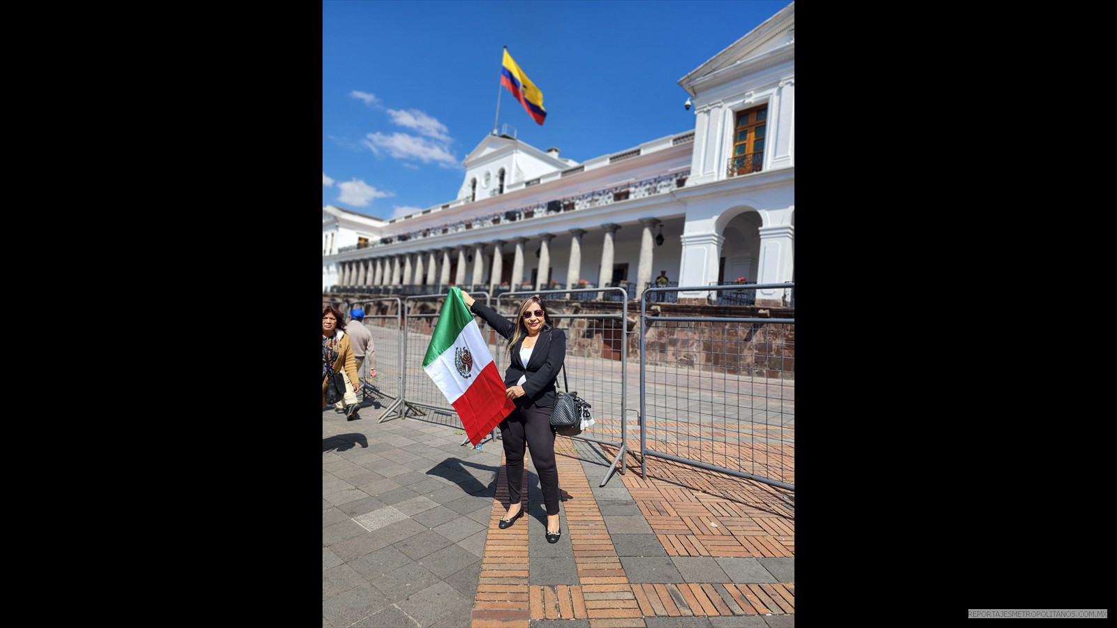 ELVIA ANDRADE BARAJAS, DIRECTORA DE RM, EN PALACIO DE GOBIERNO DE ECUADOR