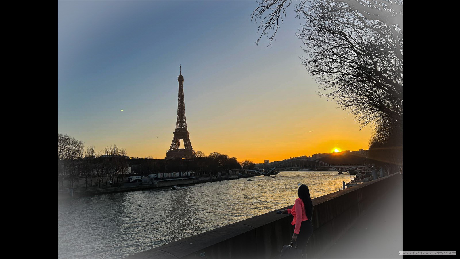  ATARDECER EN EL  SENA Y  LA TORRE EIFFEL