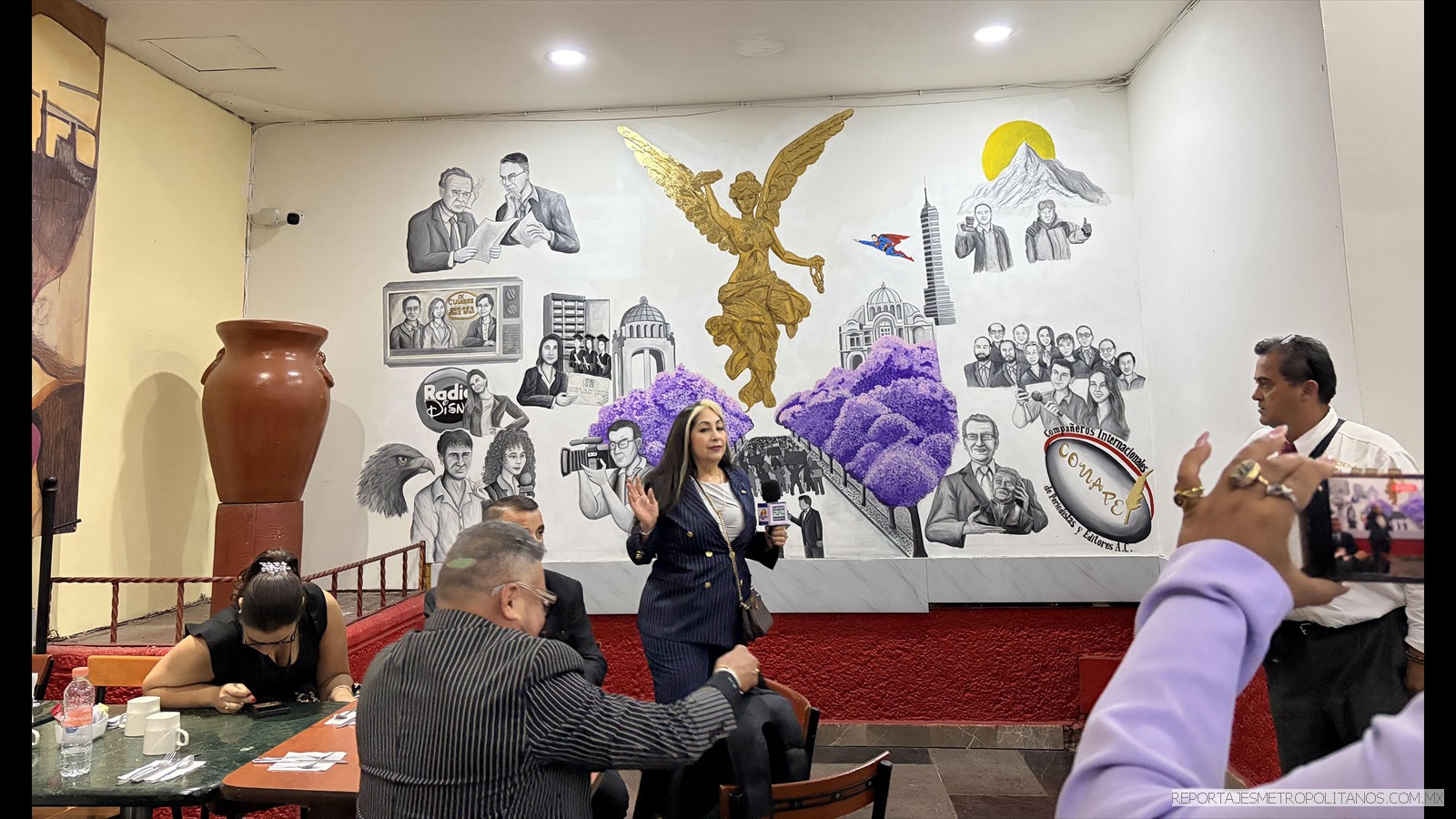 ELVIA ANDRADE BARAJAS Y RAÚL GONZÁLEZ, VICEPRESIDENTA Y PRESIDENTE DE CONAPE INTERNACIONAL