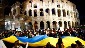 Marcha con velas para pedir la paz y mostrar solidaridad con el pueblo ucraniano, en Roma