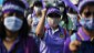 Mujeres militantes y sindicalistas se manifiestan en el Día internacional de la Mujer en Bangkok