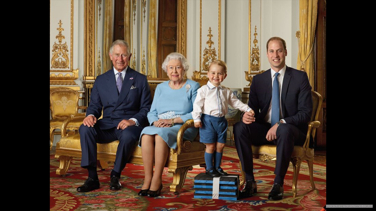 CUATRO GENERACIONES. REINA ISABEL II, EL AHORA REY CARLOS, SU HIJO CARLOS Y EL PRINCIPE JORGE